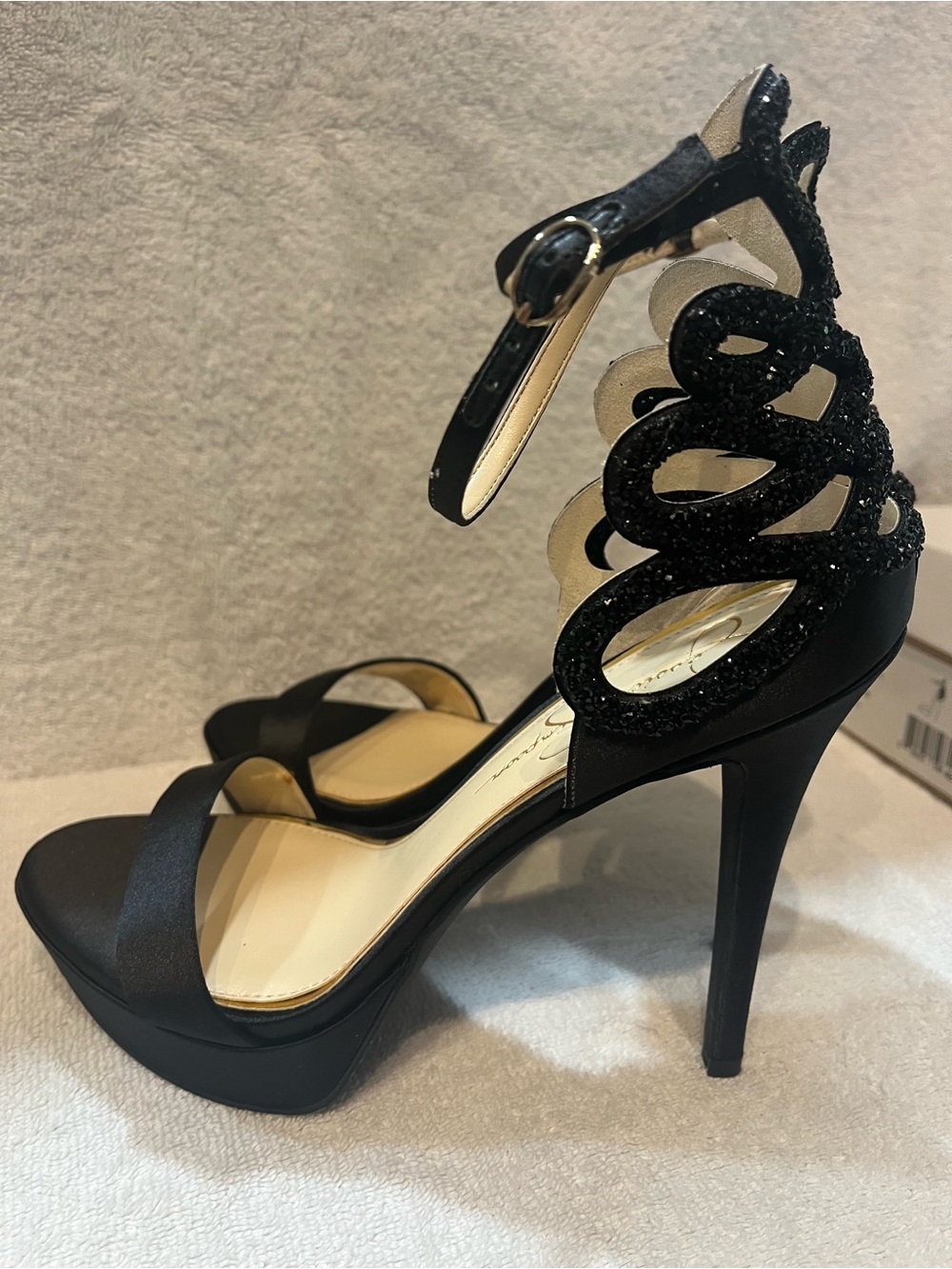 Jessica Simpson Black Glitter Cutout Platform Heels - Worn Once - Size 9 - Picture 3 of 7